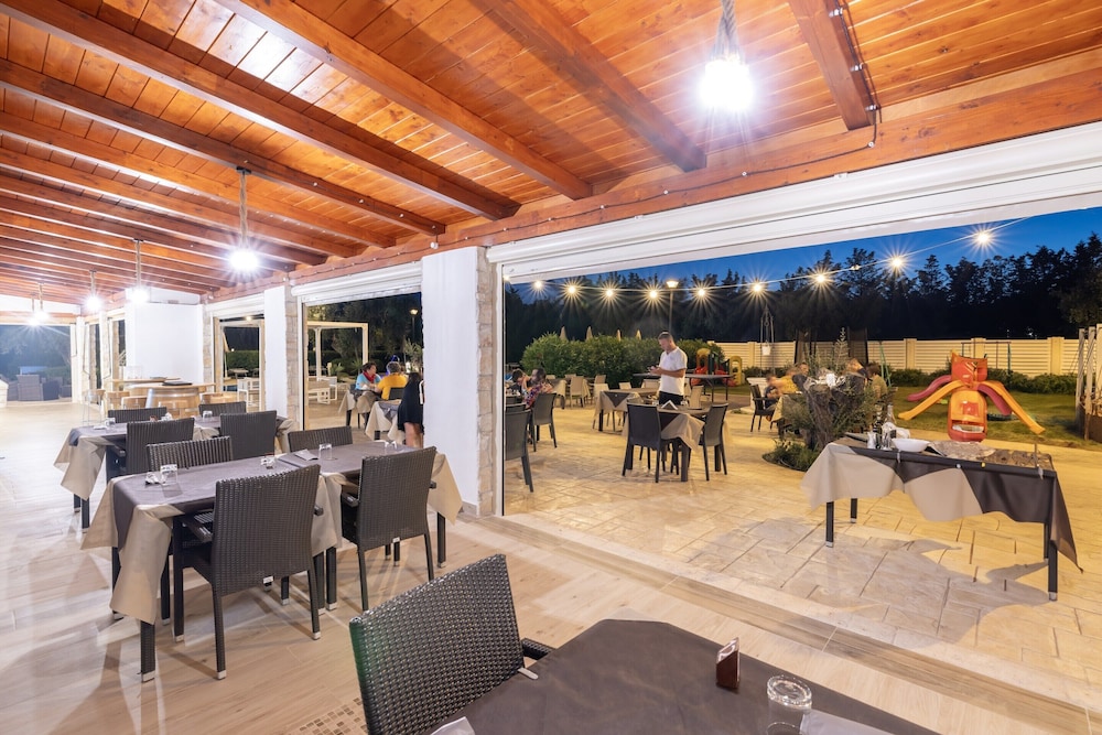 Apartment in Vieste With Garden