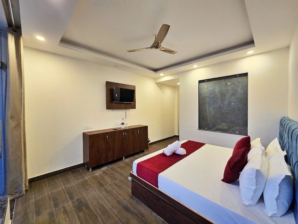 Aghor Guest House
