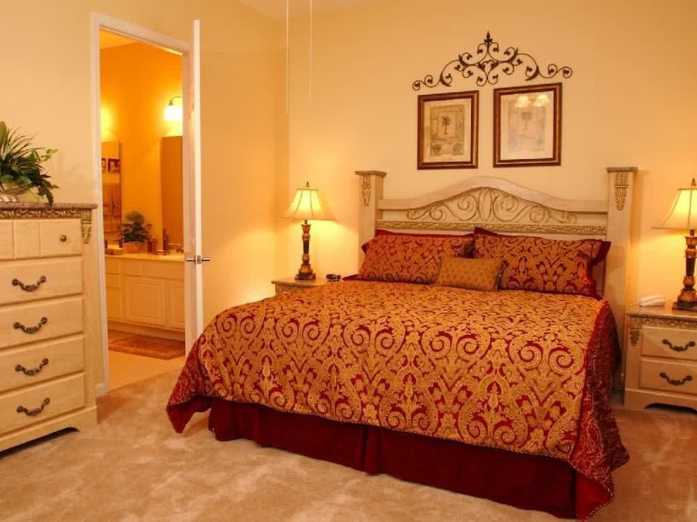 Vista Cay Resort