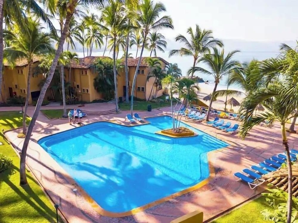 Los Tules Condominium Resort