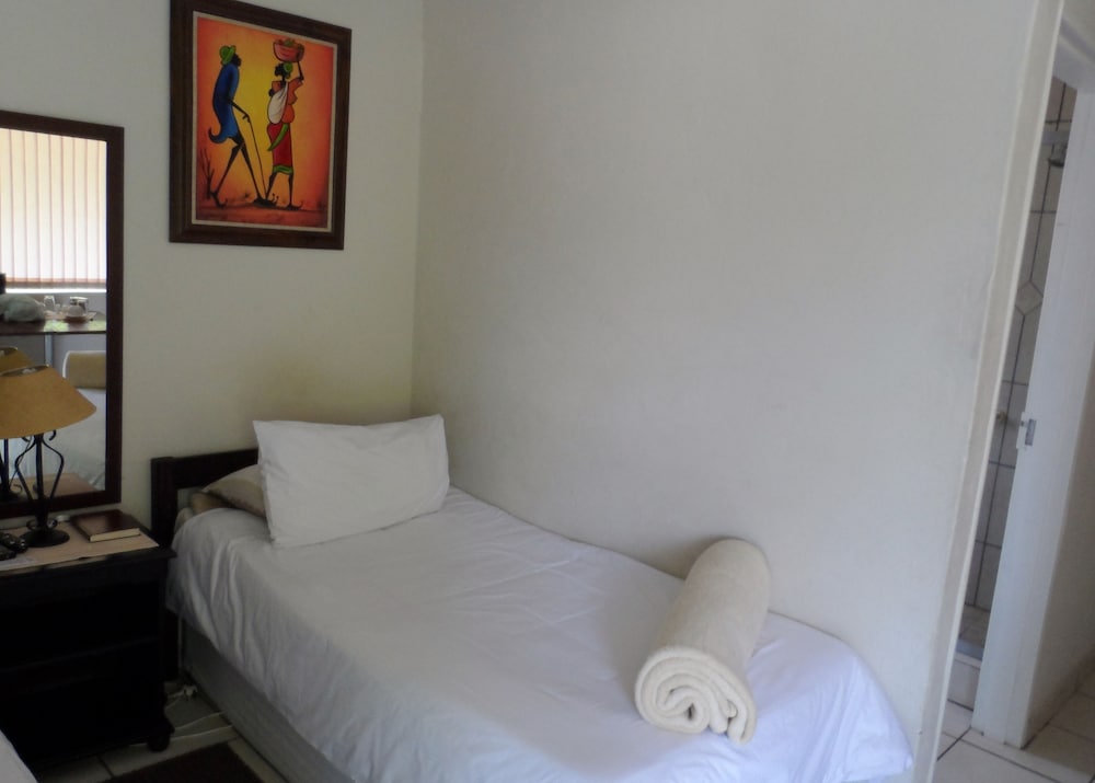 African Sky Bed and Breakfast view 4
