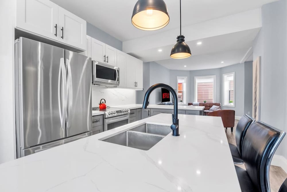 Tranquil 2BR Triplex in the Heart of Shelburne