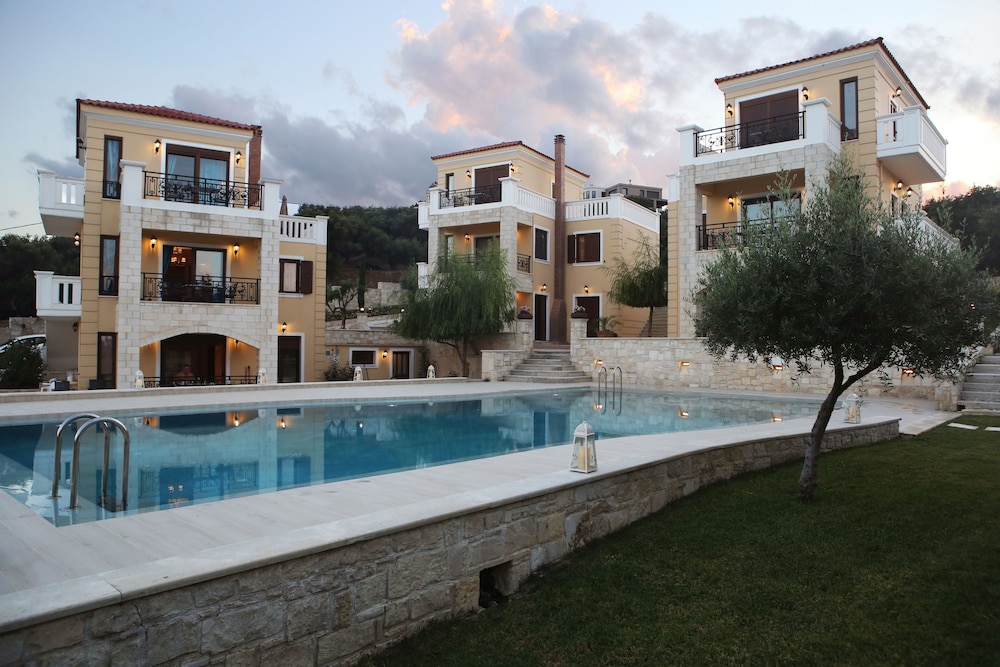 Casa Leone Suites