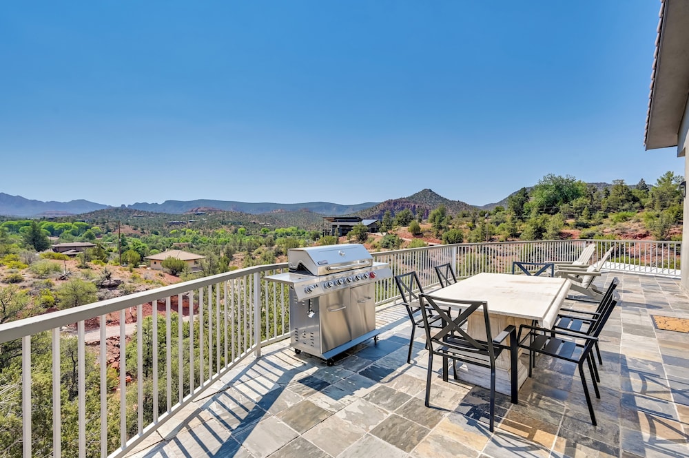 Sedona Getaway < 1 Mi to Red Rock State Park! view 4