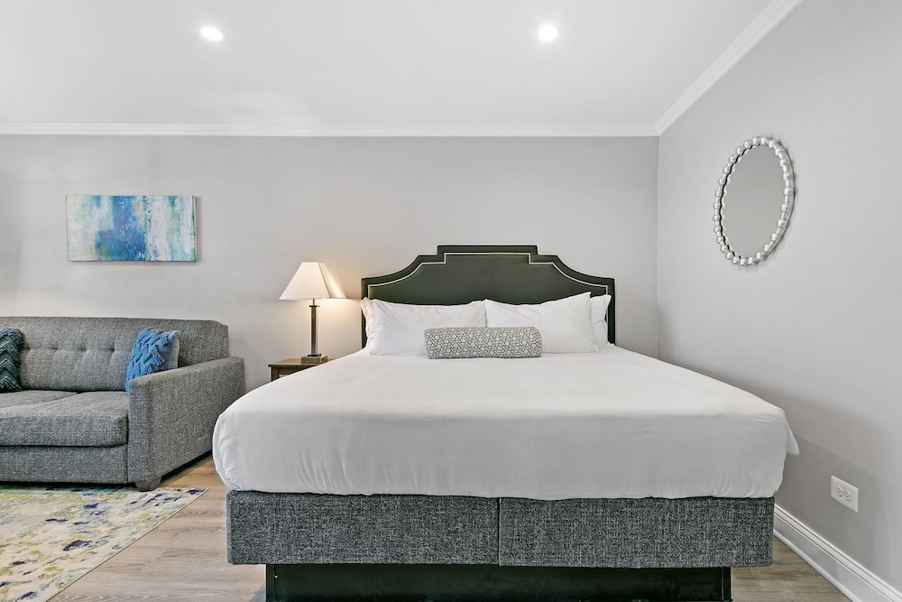 Studio in Oakdale - 203