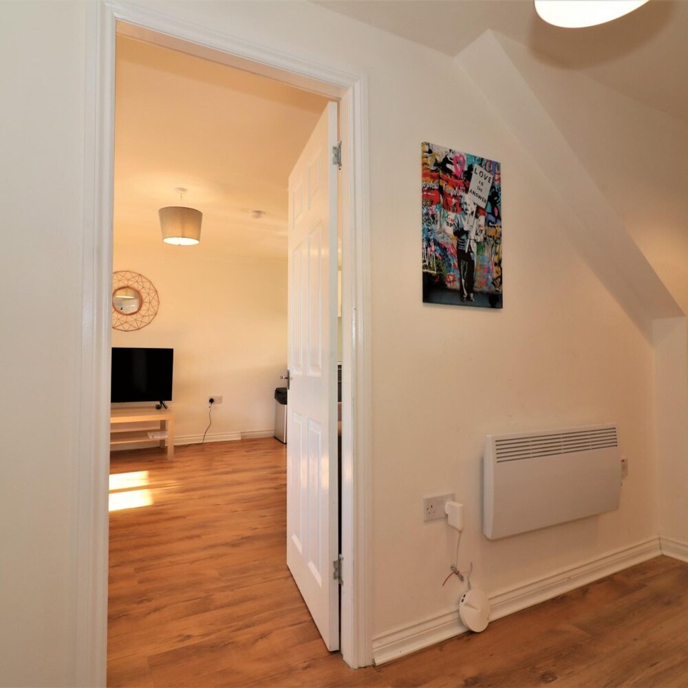 No 11 Bonnet Road - 2 Bed