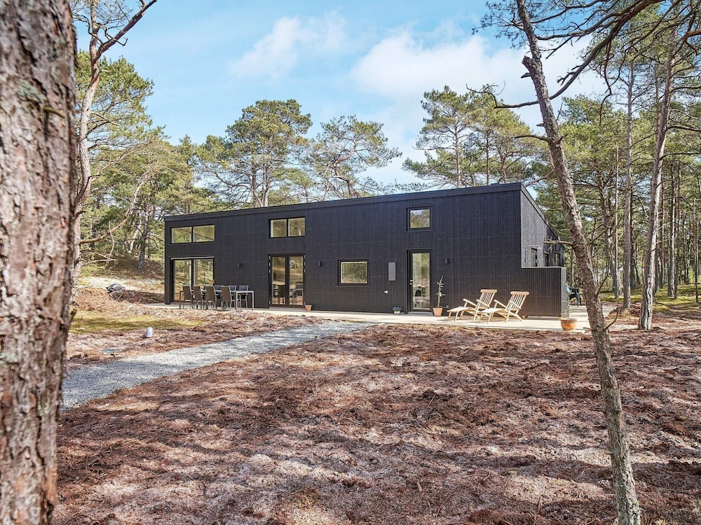 Spacious Retreat Near Beach - By Traum Ferienwohnungen view 5