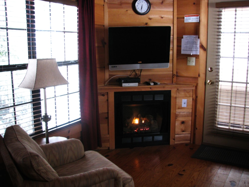 Linville River Log Cabins