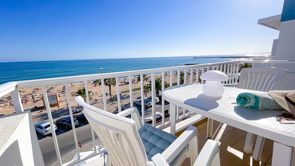 Yes Frente Praia III T3 HsR Quarteira