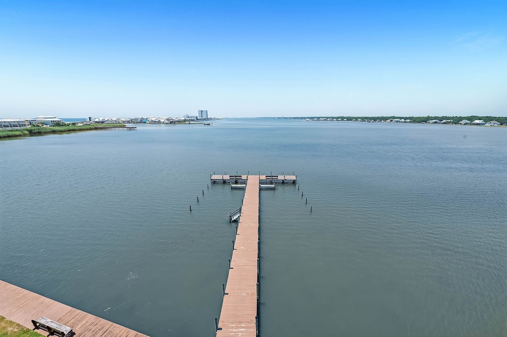 Compass Point 503