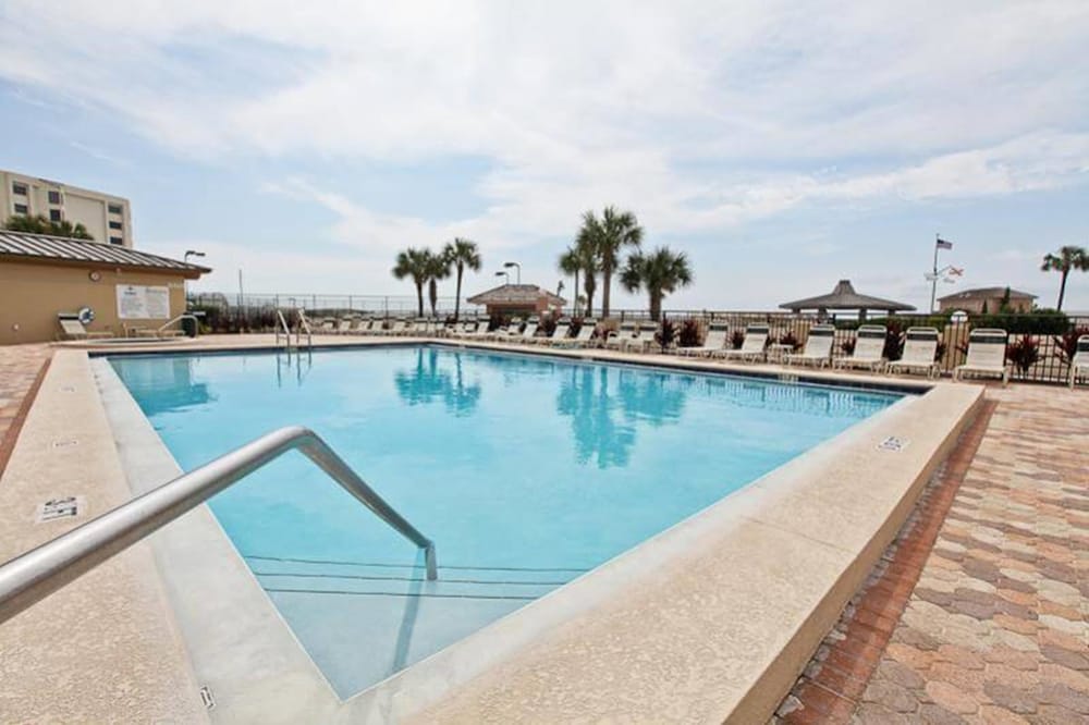 Islander Beach Resort by Panhandle Getaways