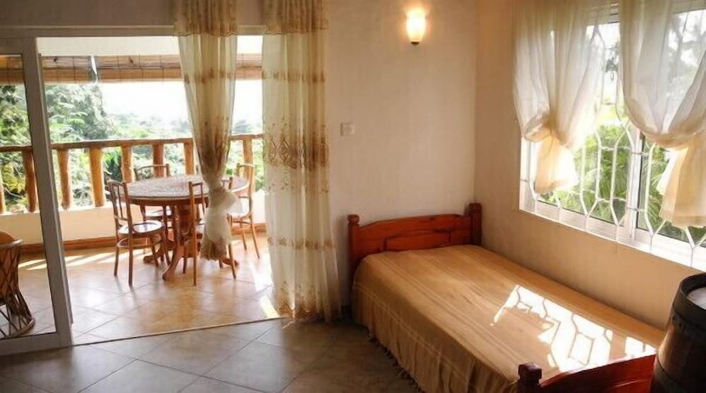 Lemongrass Lodge
