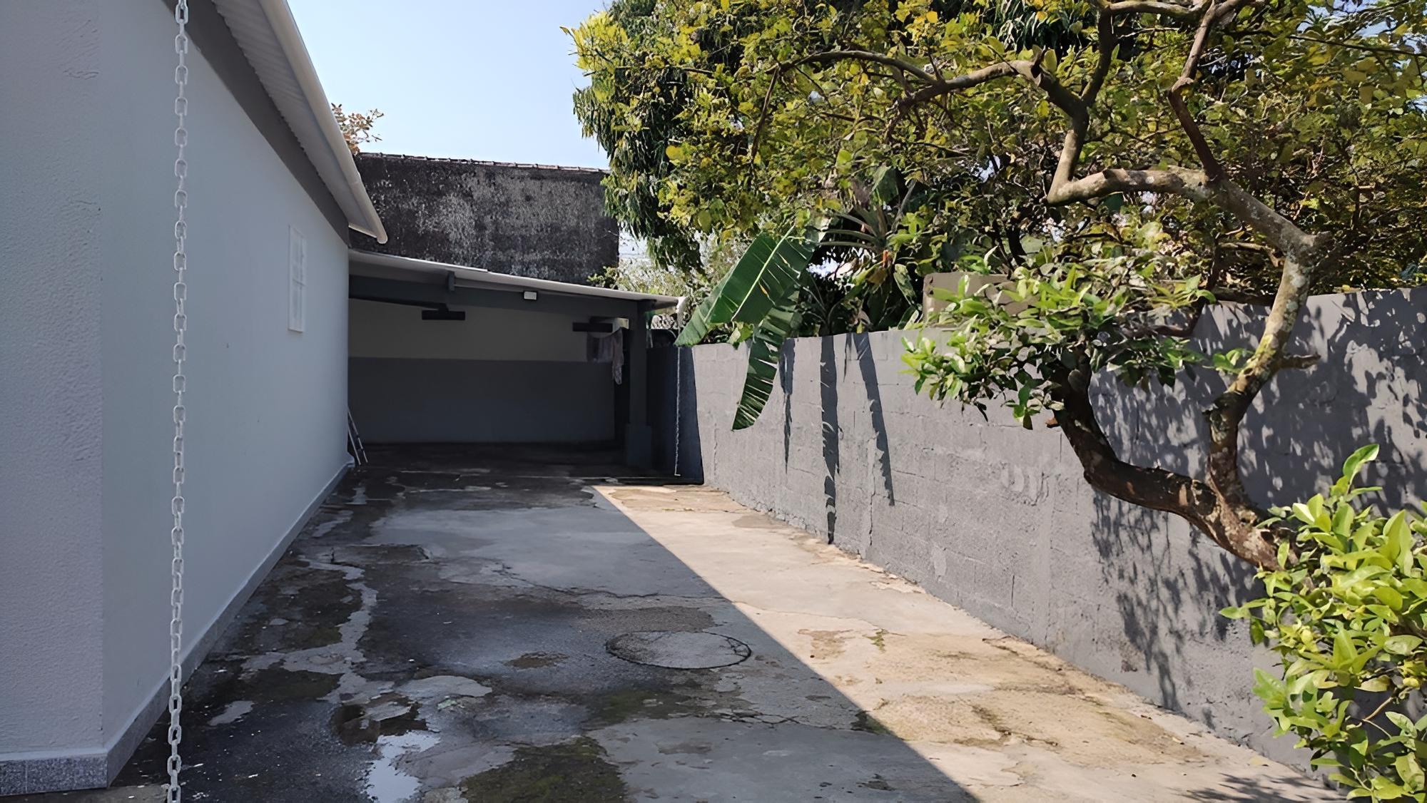 MON676 Casa ampla pimbolim e bilhar