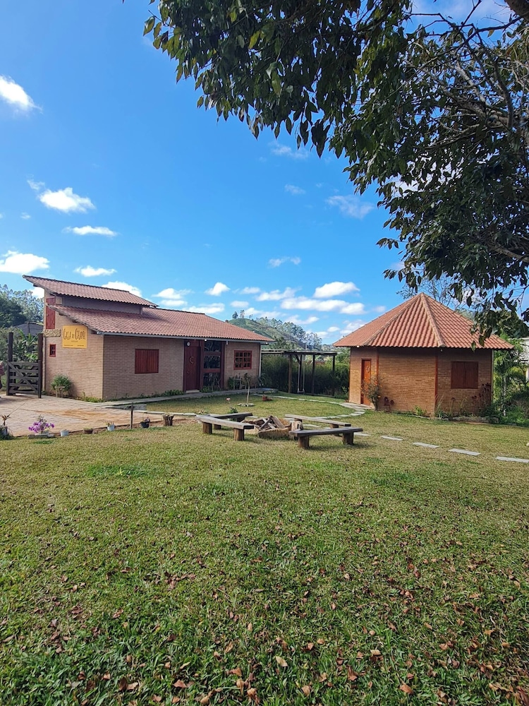 Hospedagem Casa Do Chapéu Caparaó - Cabana Lua