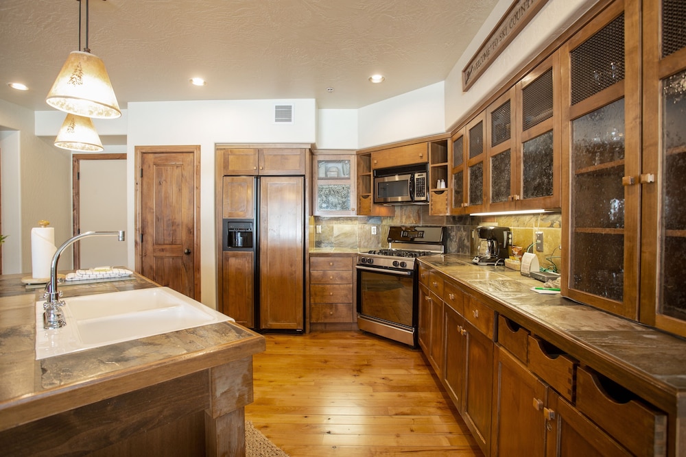 1 Bedroom Condo - The Lodges at Deer Valley 1 Condo
