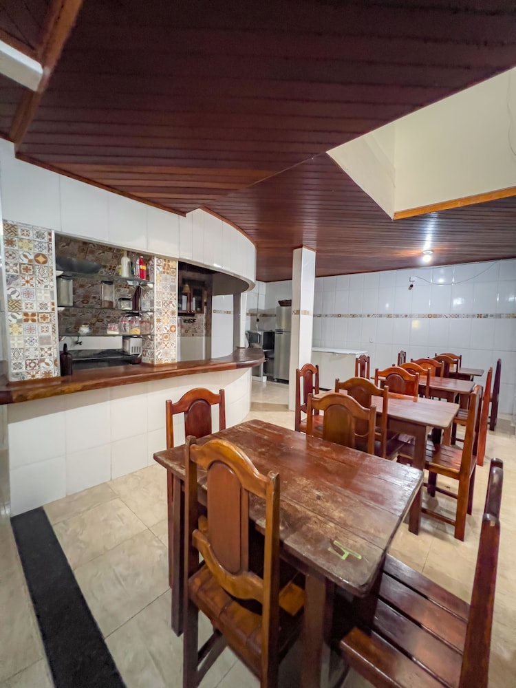 POUSADA VITORIA