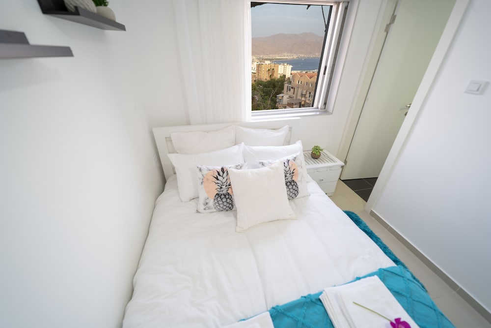 YalaRent SeaView 3BR APT - Families only view 5