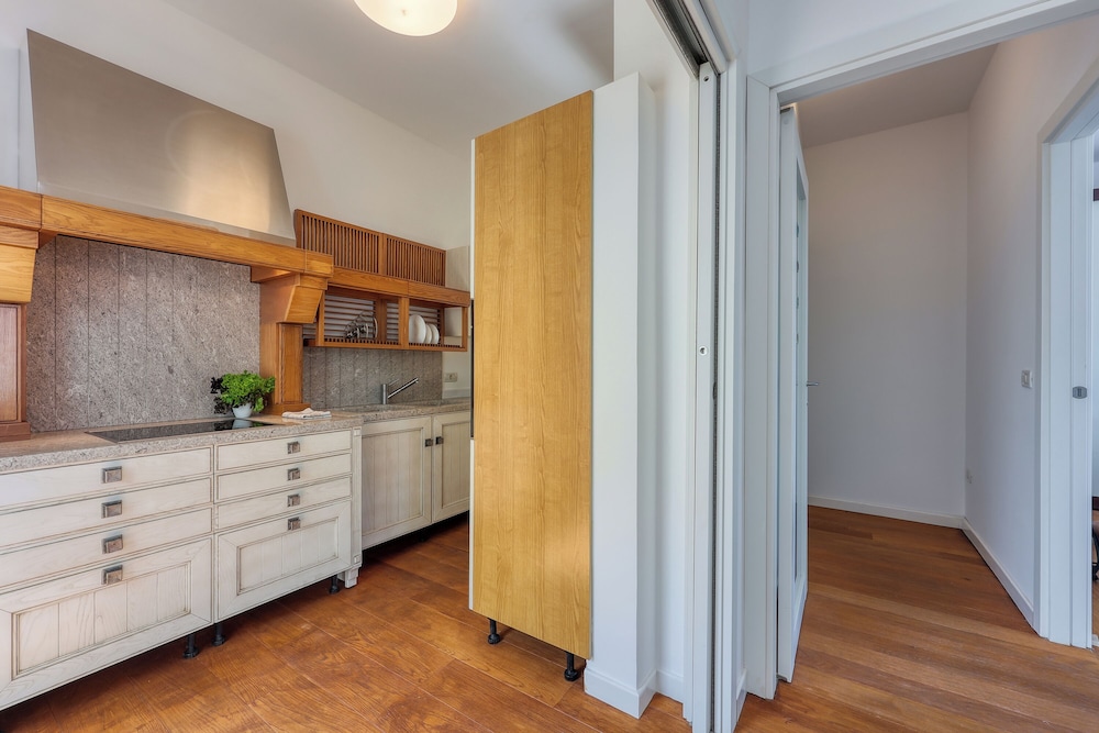 The Perfect View Penthouse Design Apt.