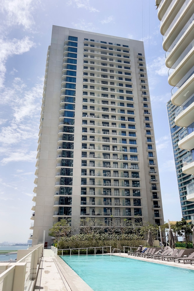 Marina Vista Emaar Beachfront Apartments