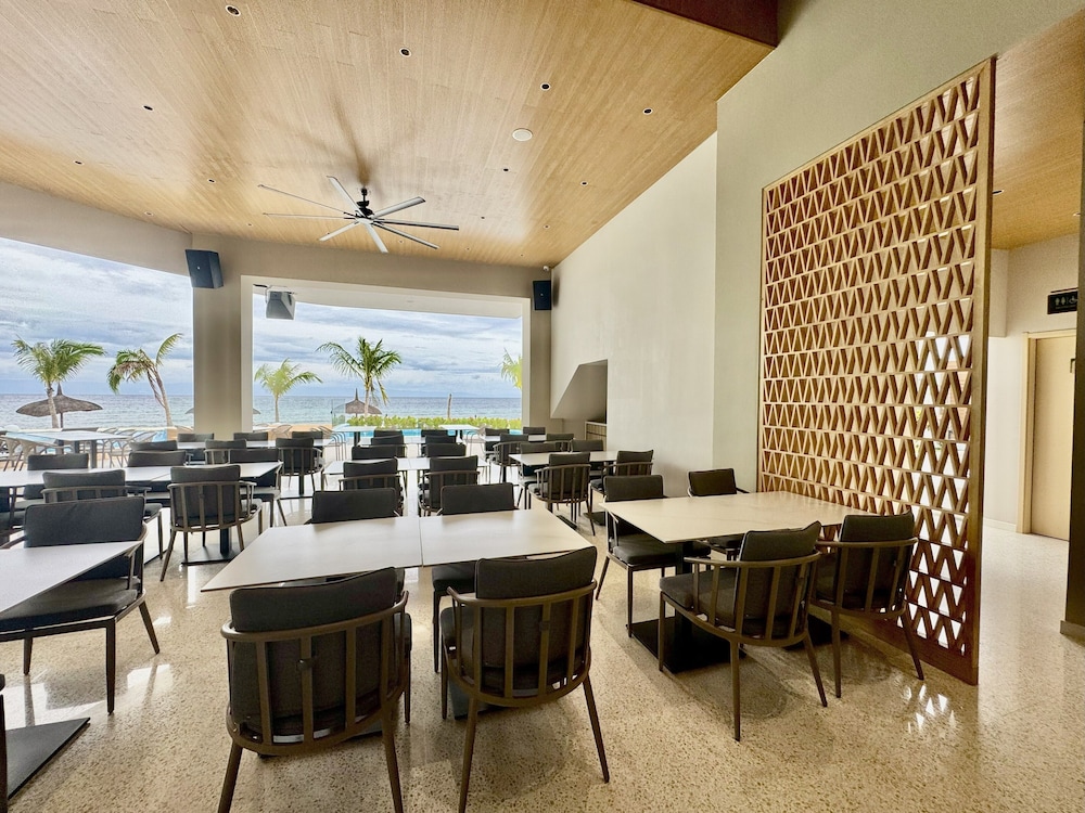 LIME Resort Bohol, a member of Radisson Individuals Premier