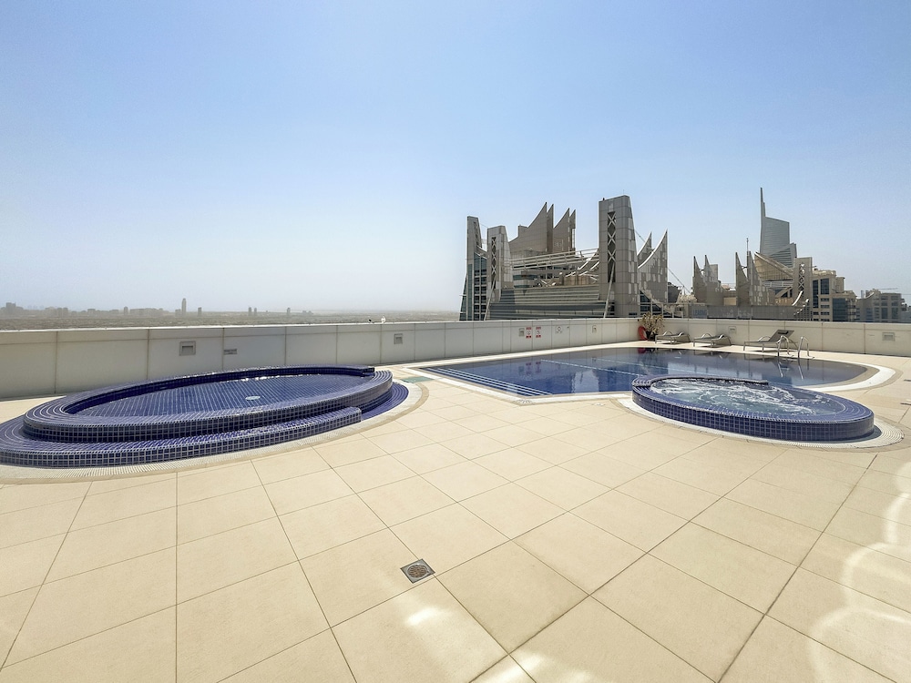 Silkhaus Reef Residence