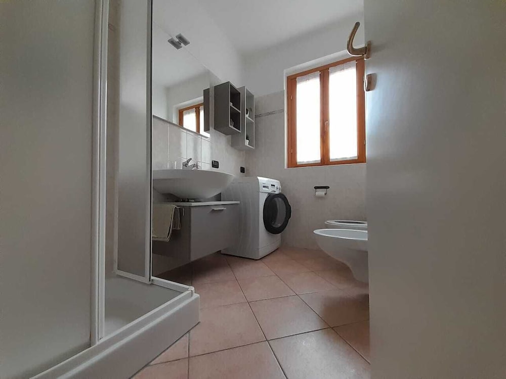 Marco Apartment - Holiday Apartment Luino