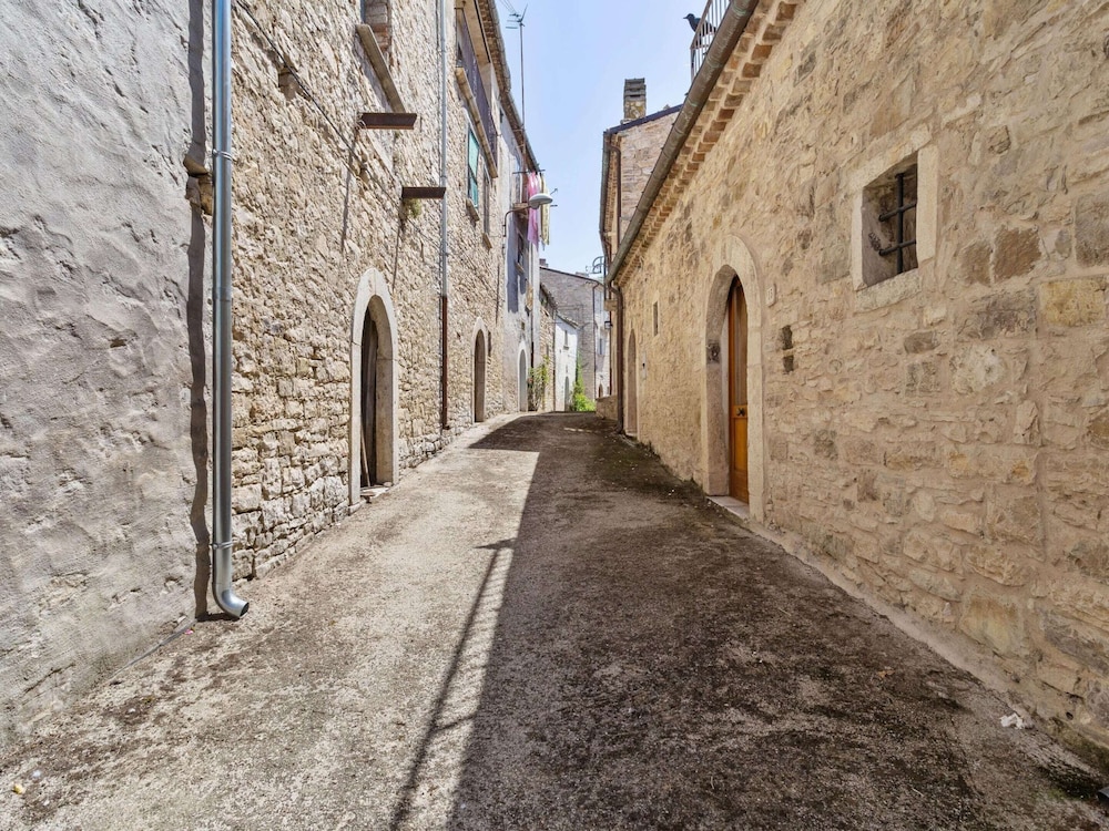 Photo 29