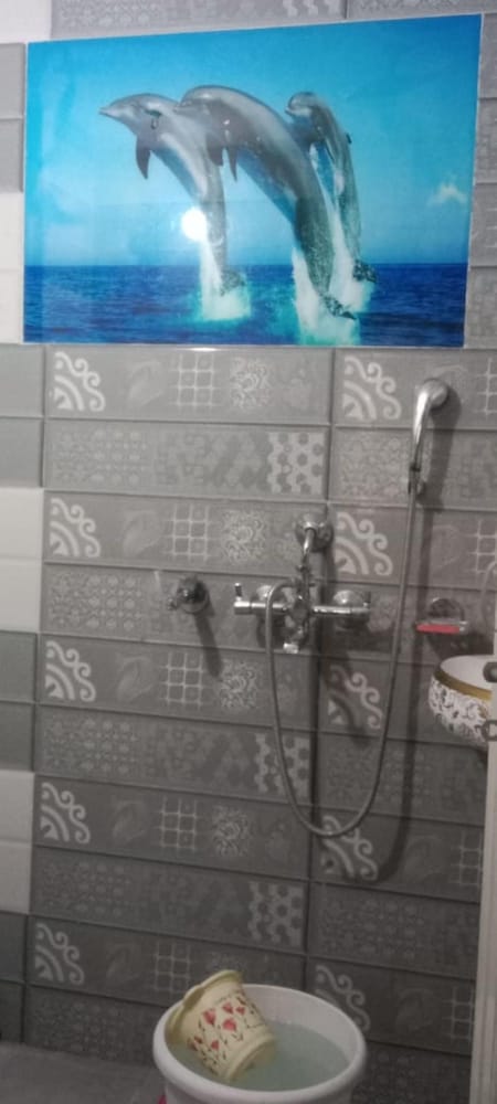 Aishwary Paying Guest House By GRB