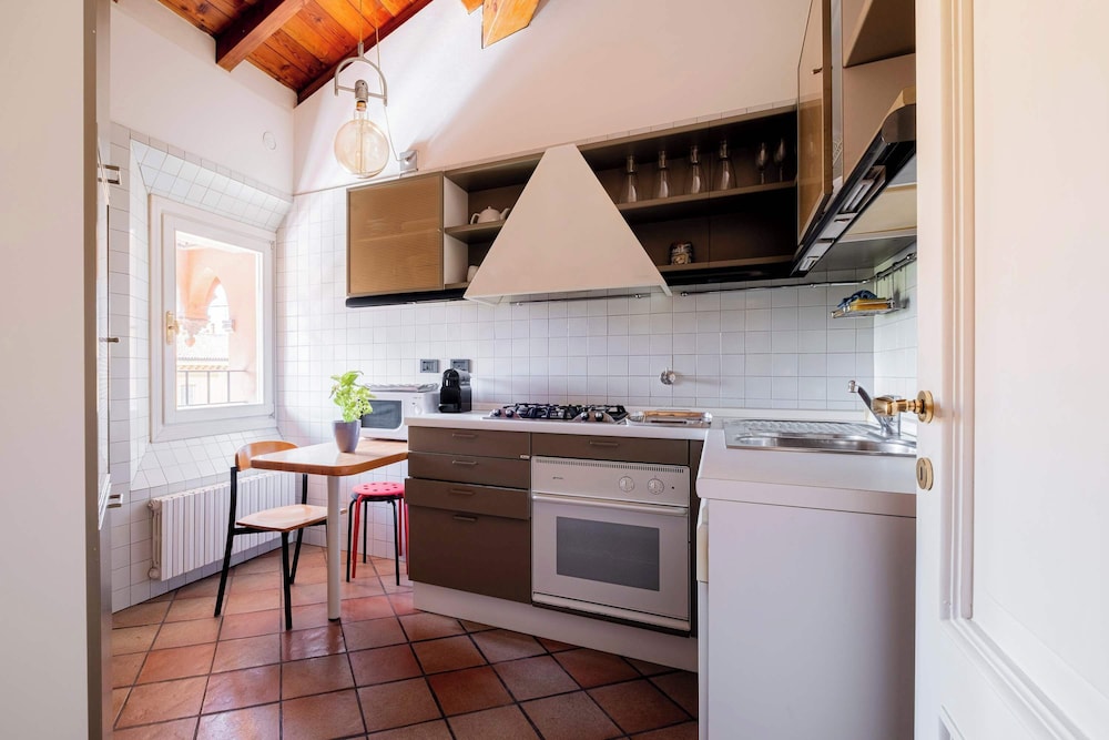 Casa Indipendenza Bright Stay in Historic Center