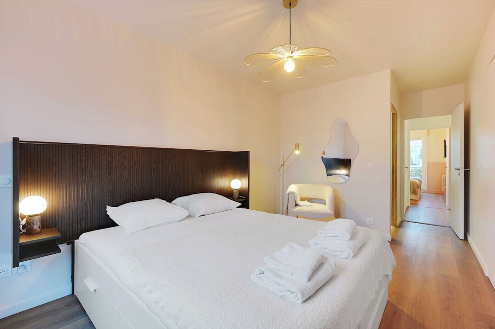 Elegant Apartment - 3br/6p - Charenton-le-pont view 2