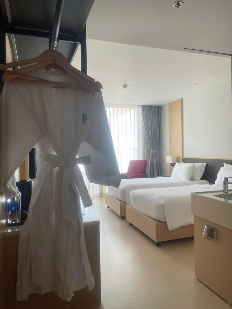 AirPort Cam Ranh Resort