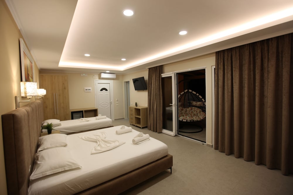 Karos Hotel Llaman