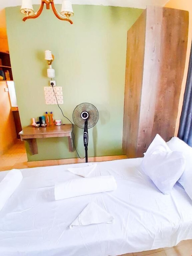 Lux Suites Villa De Leo Studios Bungoma