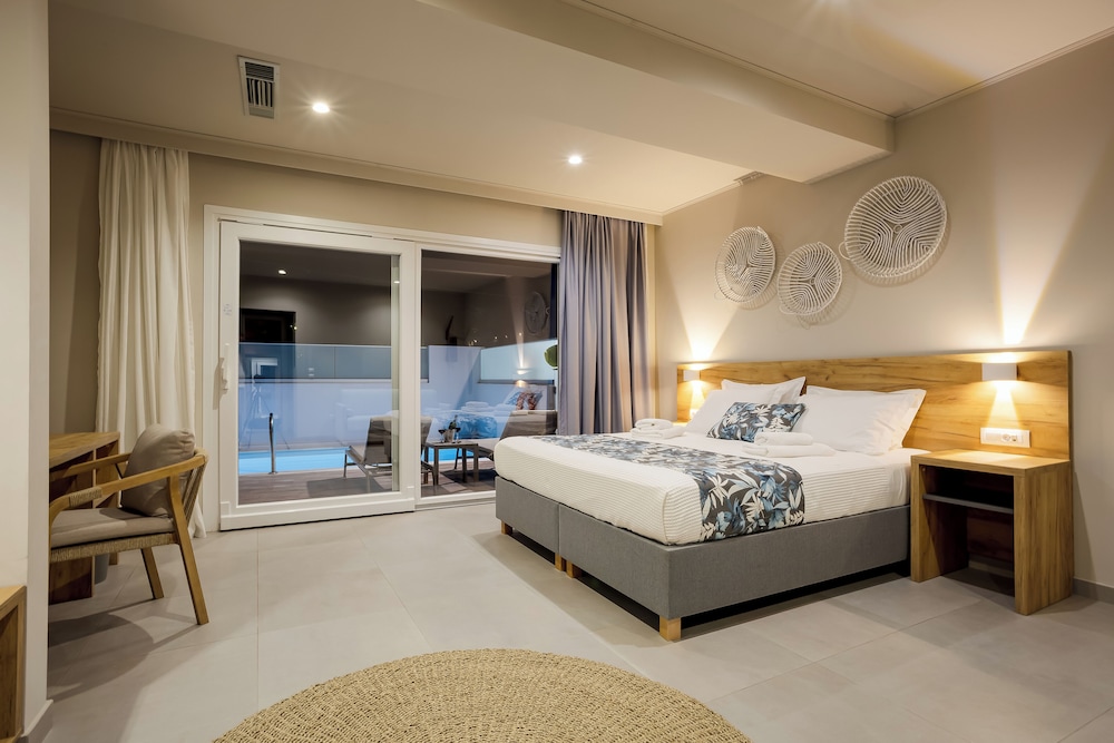 Sarpidon Suites photo 5