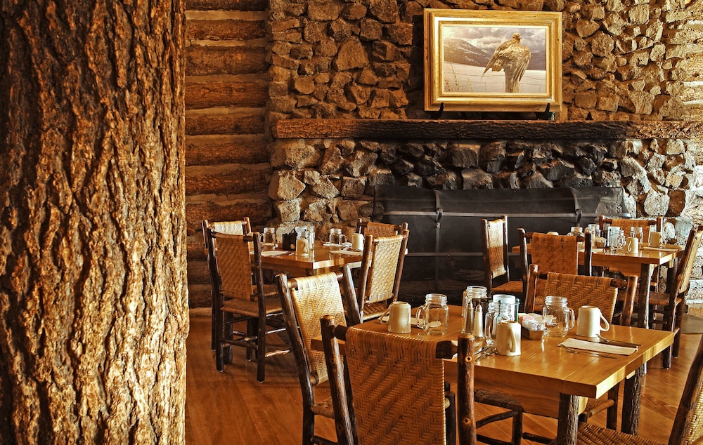 Roosevelt Lodge & Cabins - Inside the Park