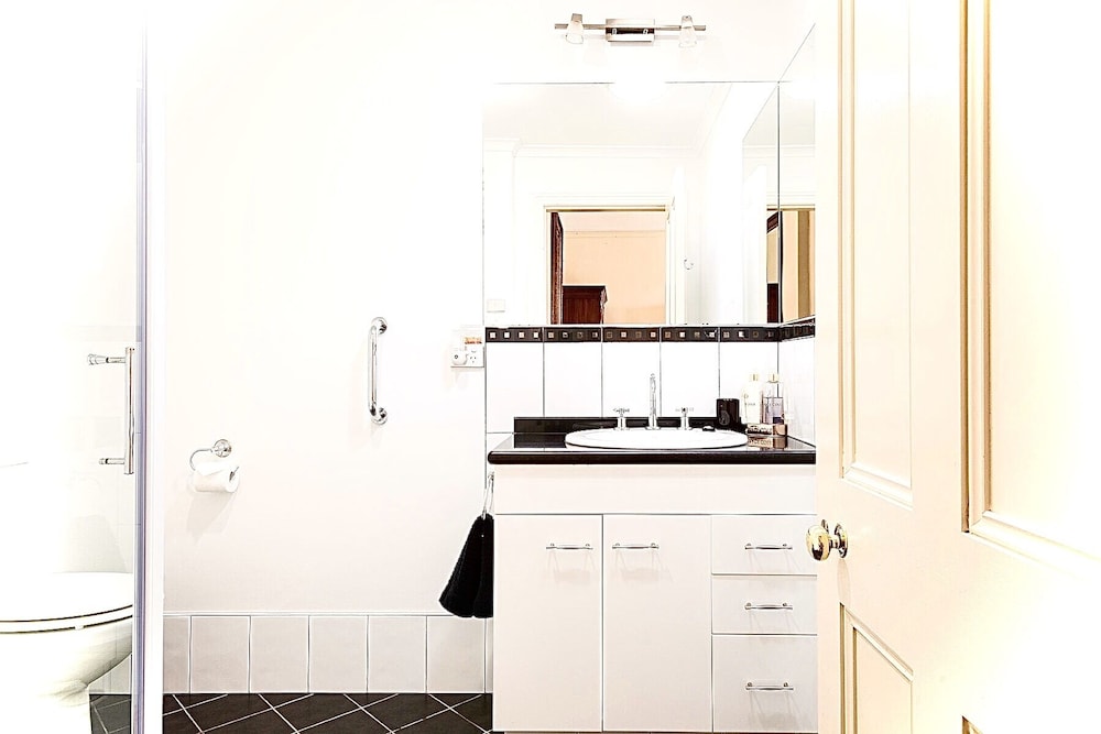 Kurrajong House Launceston