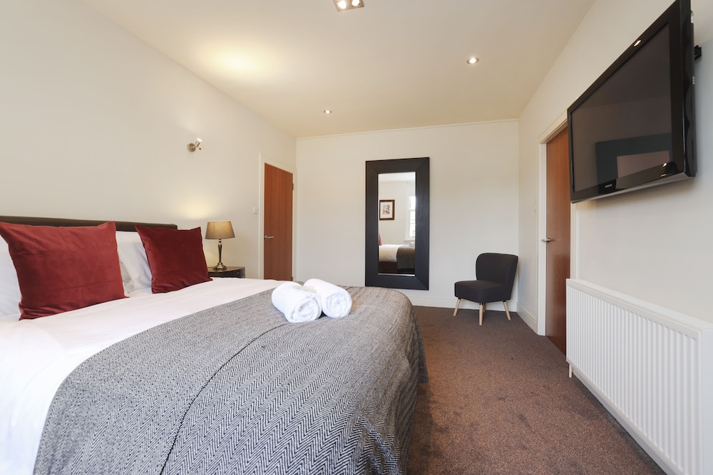 JOIVY Executive 2-Bed Apt With Stunning Roof Terraces view 2