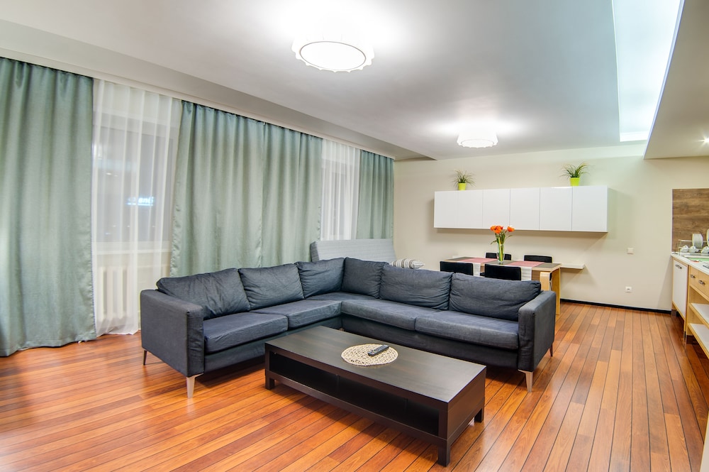Aura Apartments