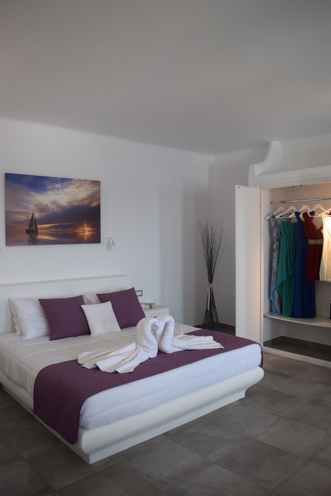 Vitsentzos Suites view 4