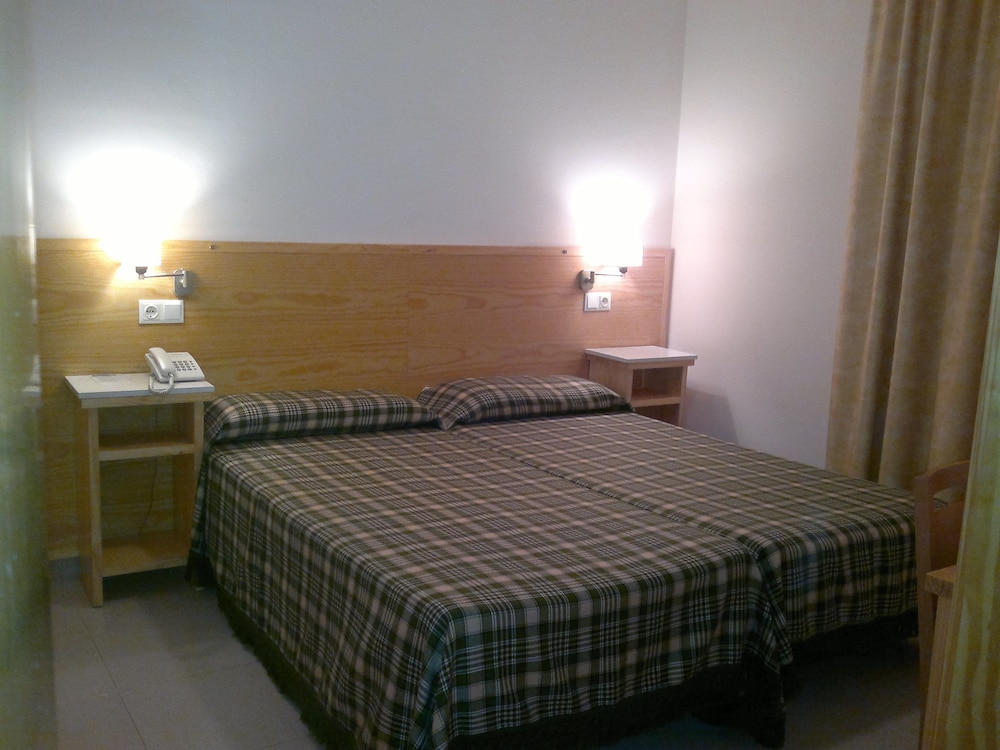 Cartagena Vacations - Pension Balcones Azules - Property Image 9