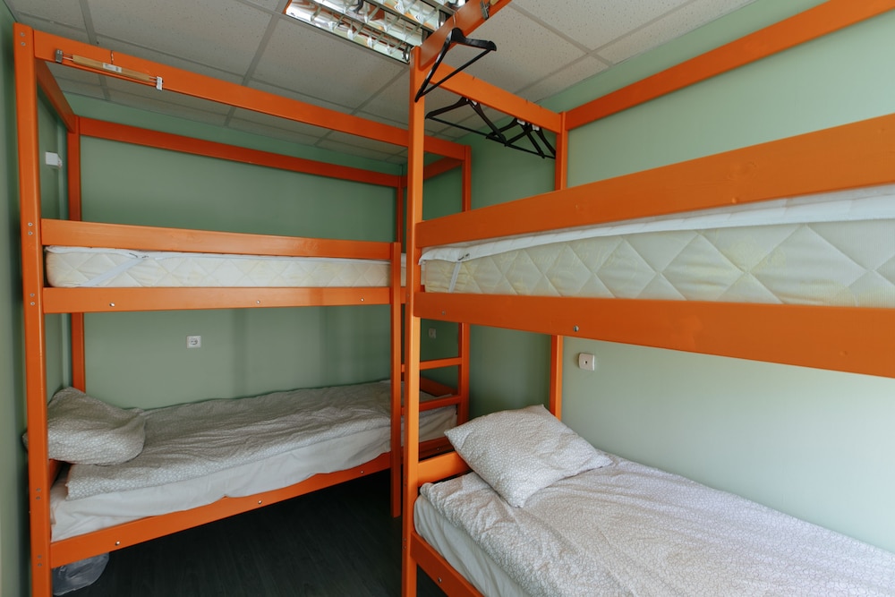 Hostel on Nakhimovsky Prospekt