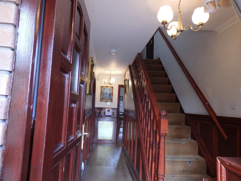 Hay Lane Lodge view 2