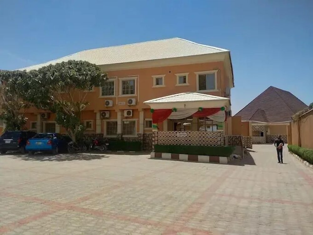 Uloobi Apartment