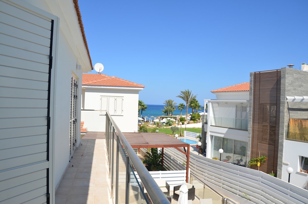 Athena Beach Villa