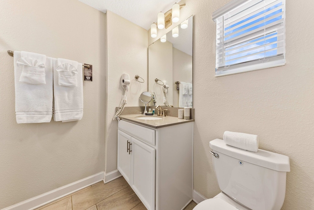 Gorgeous 5Bd w Pool Lazy River Storey Lake 4989