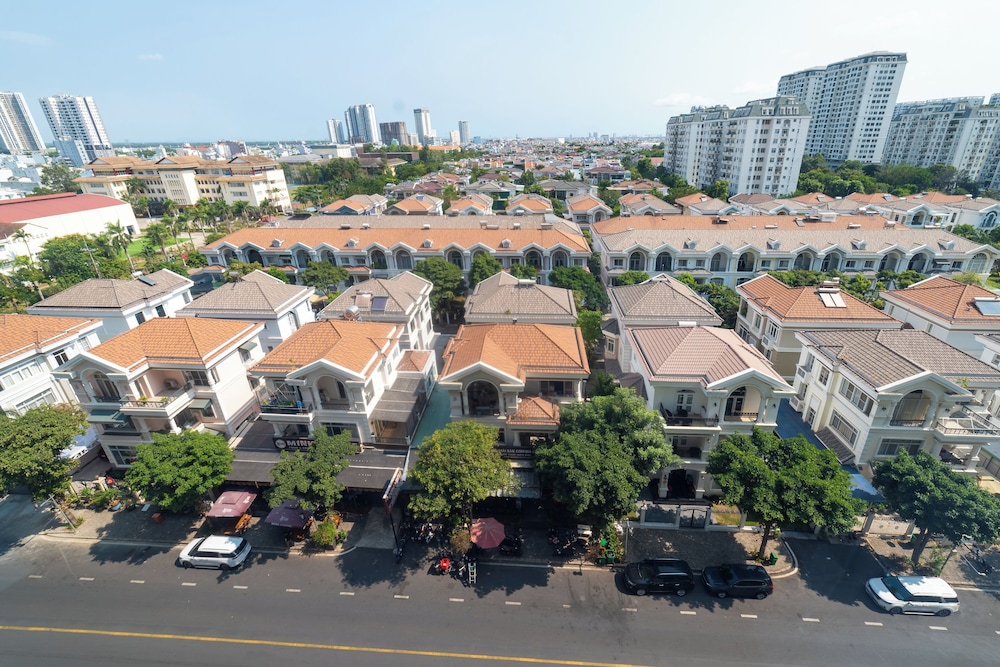 Midtown Premium Apartments