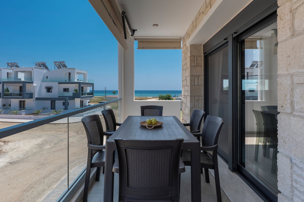 White Pearl Suites Halkidiki