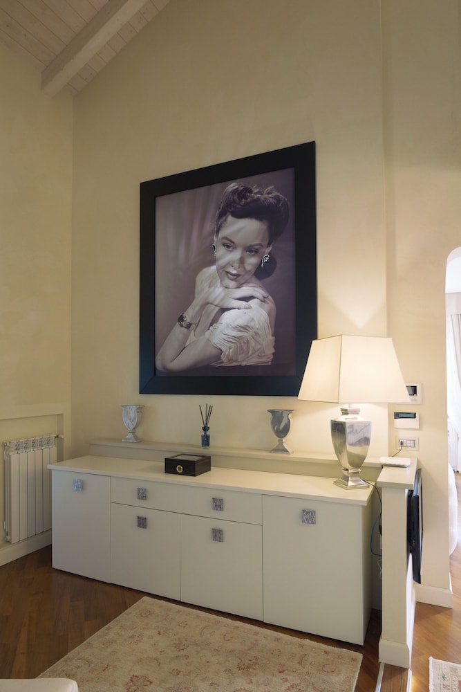 Villa Angela - Italian Homing