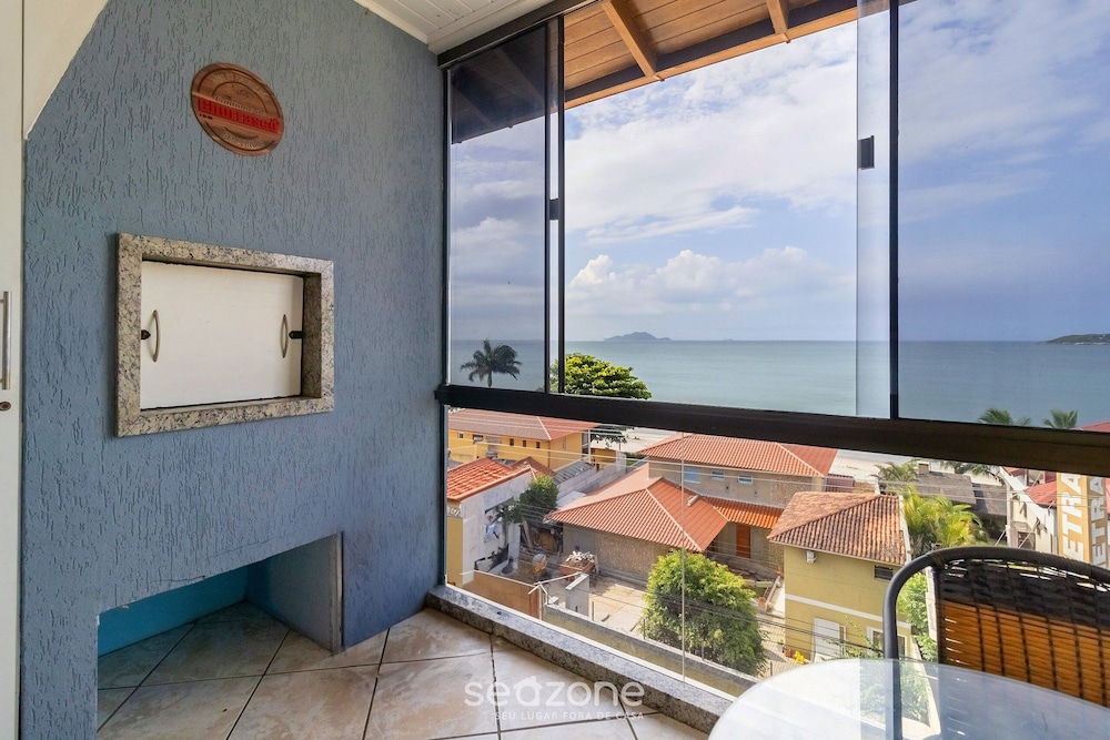 Charming Apt With Balcony and Sea View Edj0410