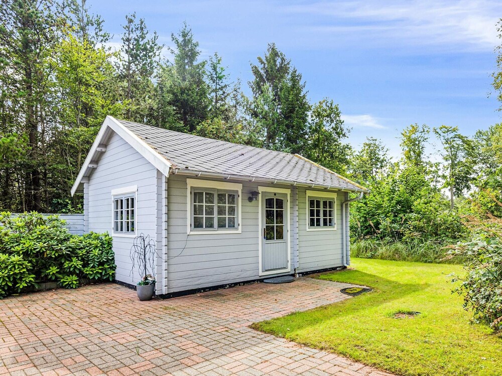 5 Person Holiday Home in Hals